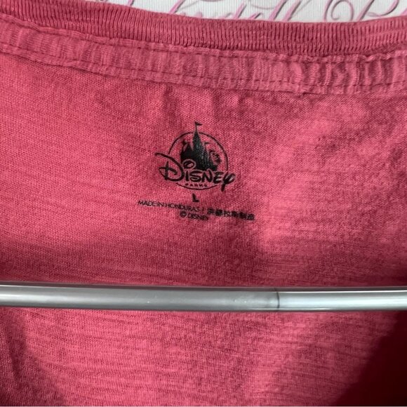 Disney tshirt duck tails woo-oo red tee T-Shirt with Logo - Picture 6 of 8